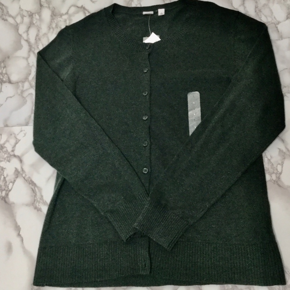 NWT GAP Dark Green Cardigan Sz Large